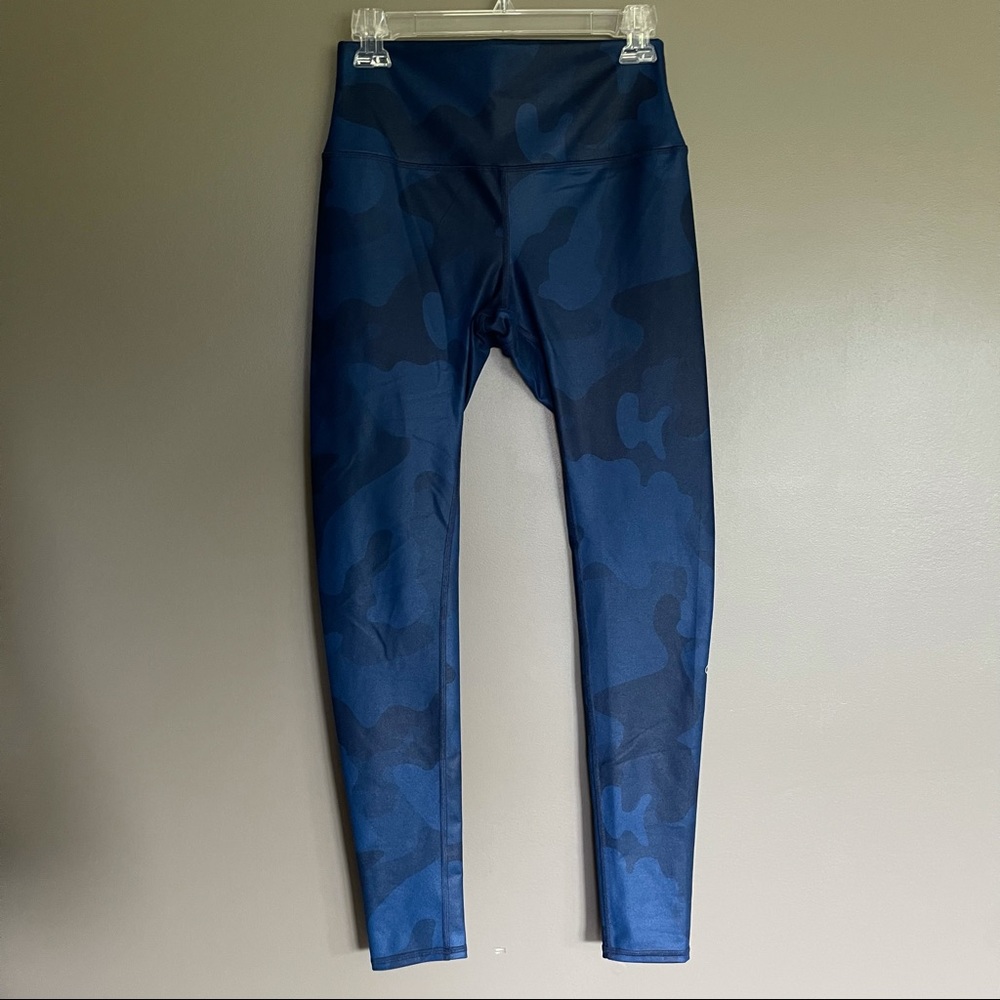 ALO Yoga Navy Blue Camo Airbrush Legging High Rise - Picture 11 of 16